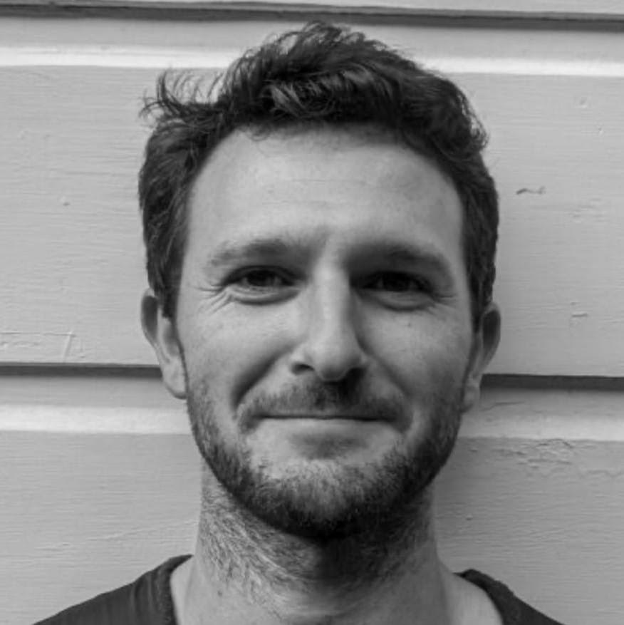 Headshot of Johnny Esteban